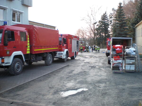 Bild vergr&ouml;&szlig;ern: Tierseuchen�bung 2014 - Einsatz Feuerwehren