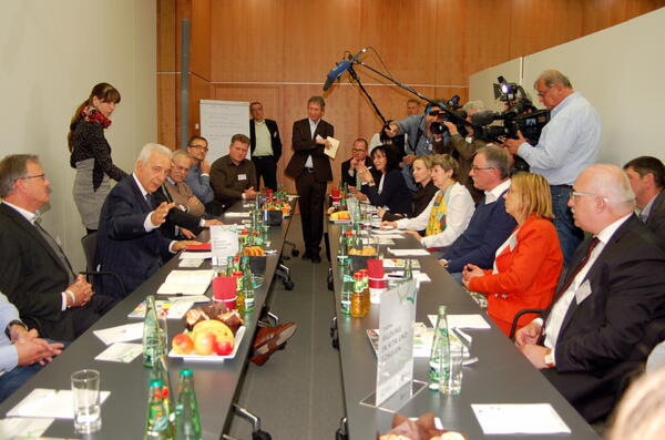Bild vergr&ouml;&szlig;ern: Dialog
