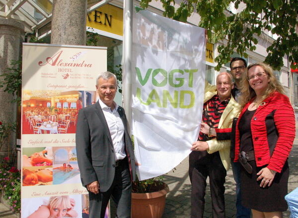 Bild vergr&ouml;&szlig;ern: Vogtland-Fahne