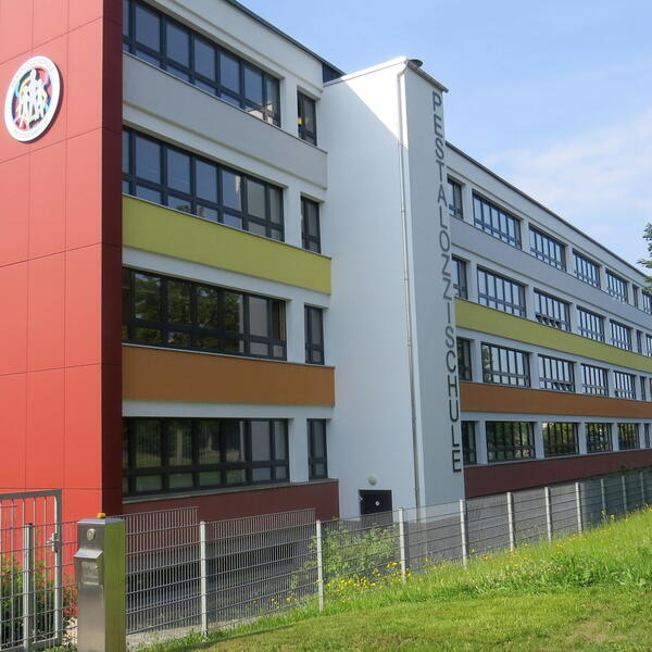Bild vergr&ouml;&szlig;ern: Pestalozzischule Reichenbach