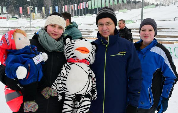 Bild vergr&ouml;&szlig;ern: Er�ffnung der Winterspiele durch Landrat Rolf Keil