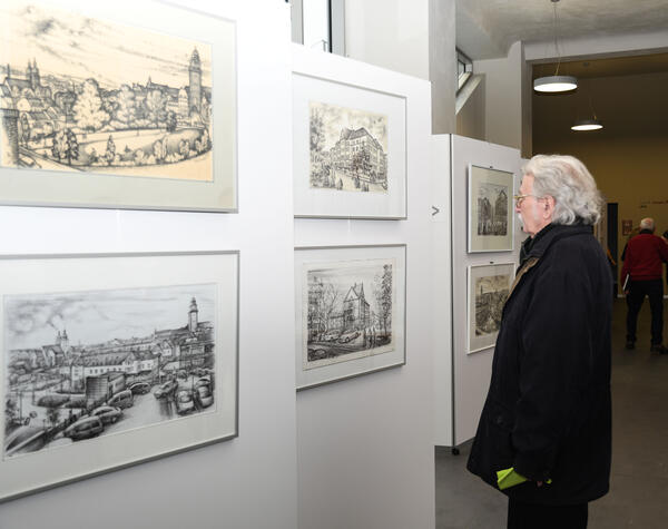 Bild vergr&ouml;&szlig;ern: Die Ausstellung kann bis zum 26. Februar zu den �blichen �ffnungszeiten von Jedermann kostenlos besucht werden.