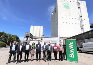 Bild vergr&ouml;&szlig;ern: Besuch der Landunion Sachsen bei der BayWa Agrarhandel GmbH in Neumark