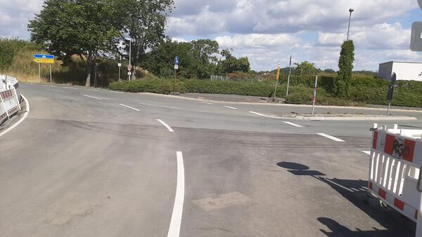 Bild vergr&ouml;&szlig;ern: Auf dem Bild sieht man die Kreisstra&szlig;e 7807.