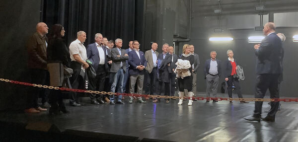 Bild vergr&ouml;&szlig;ern: Das diesj&auml;hrige Treffen der Vogtland-Botschafter fand im K&ouml;nig Albert Theater Bad Elster statt.