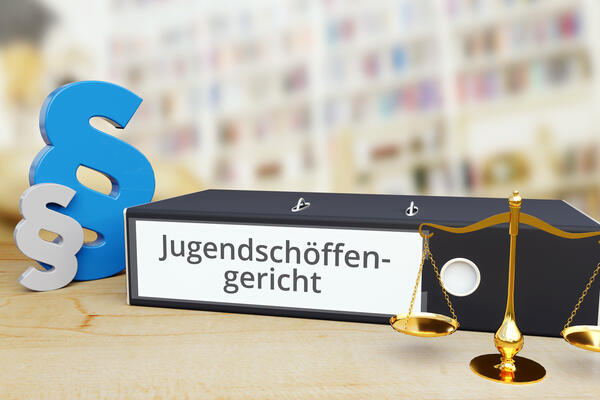 Bild vergr&ouml;&szlig;ern: Eine Illustration zum Jugendsch�ffengericht