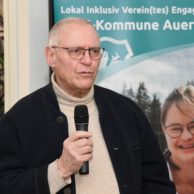 Bild vergr&ouml;&szlig;ern: Auf dem Bild sieht man den Reichenbacher Dr. Ulf Solheid.