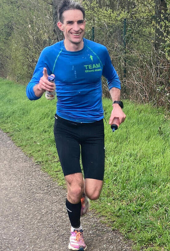 Bild vergr&ouml;&szlig;ern: Das Bild zeigt Thomas Ungeth&uuml;m 7 km vor dem Ziel