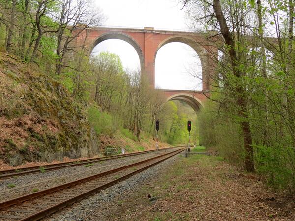 Bild vergr&ouml;&szlig;ern: Elstertalbr&uuml;cke