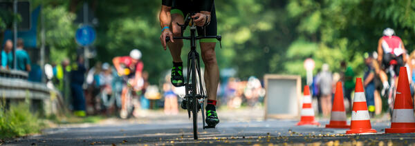 Bild vergr&ouml;&szlig;ern: Stra�ensperrung zum 24. P�hler Triathlon