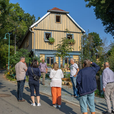 Bild vergr&ouml;&szlig;ern: Das liebevoll restaurierte Haus Ilse im Dorfkern von J&ouml;&szlig;nitz ist etwa 200 Jahre alt.