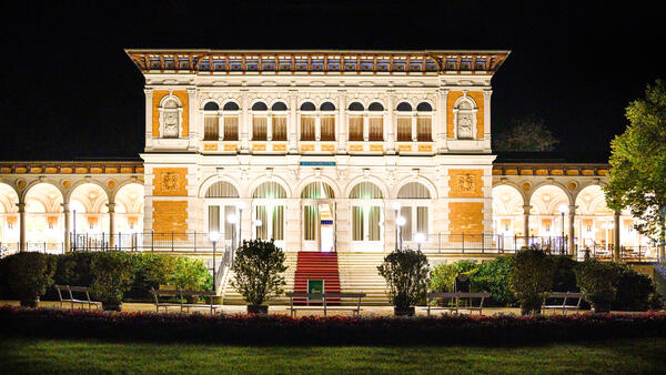 Bild vergr&ouml;&szlig;ern: Die Ehrenamtsgala 2025 findet im K�niglichen Kurhaus Bad Elster statt.