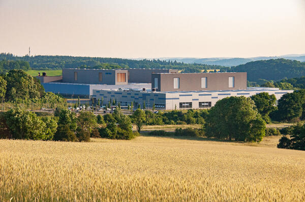 Bild vergr&ouml;&szlig;ern: Blick auf das Gewerbegebiet Oberlosa als eines von knapp 20 Gewerbegebieten im Vogtland.