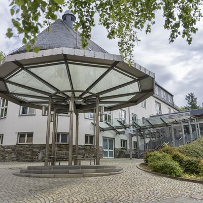 Bild vergr&ouml;&szlig;ern: Au&szlig;engel&auml;nde des Ausbildungszentrums f&uuml;r K&auml;lte- und Klimatechnik in Reichenbach